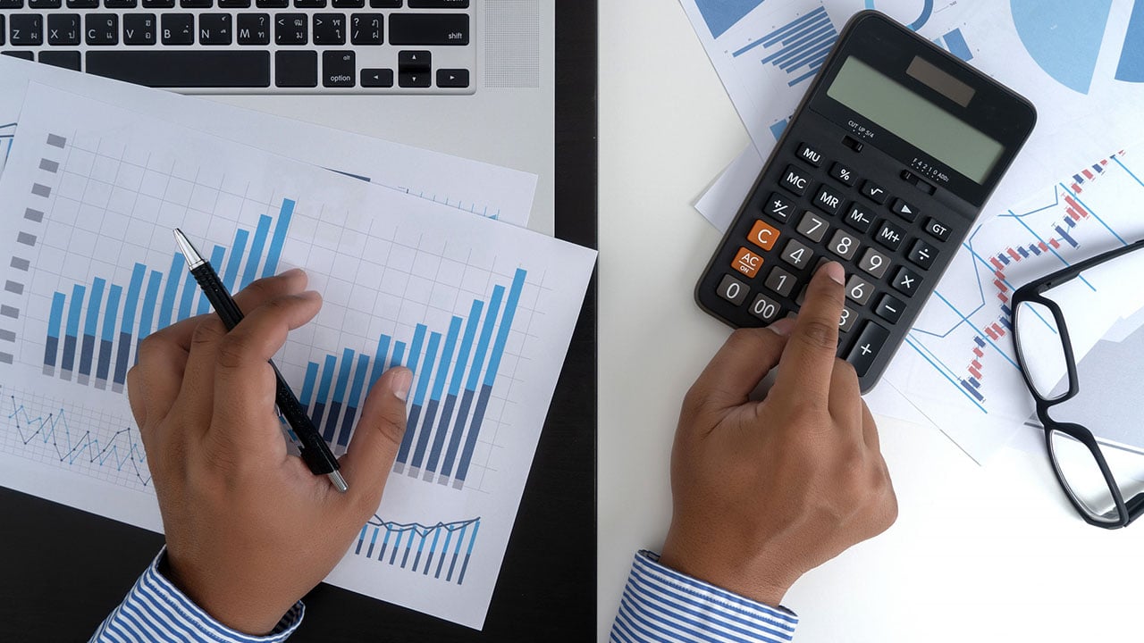 1-2_Reduce-Costs-and-Overhead_16-9_12