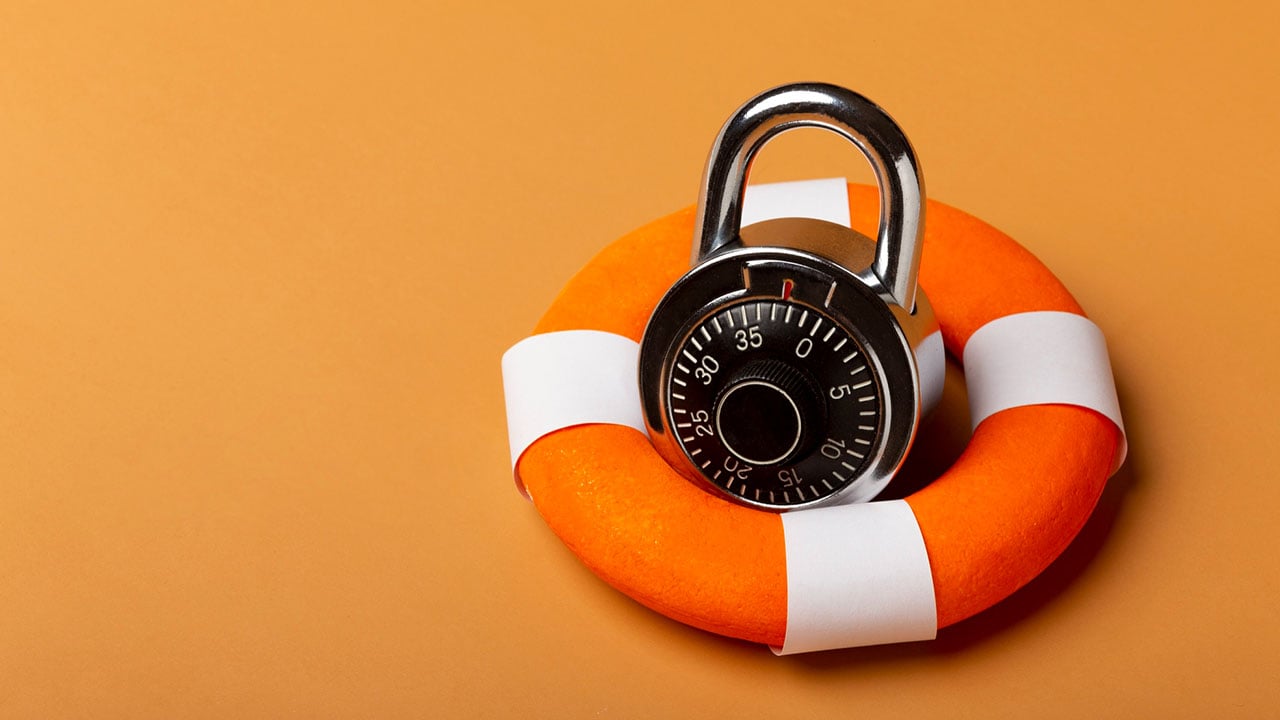 1-4_Strengthen-Security-and-Compliance_16-9_03