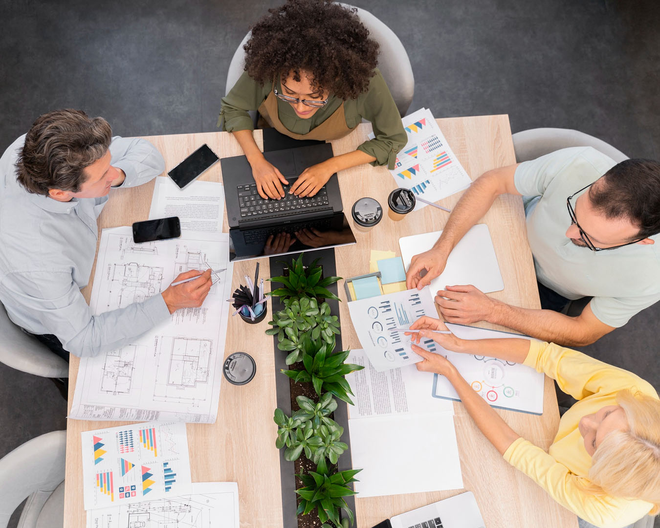 Hire Virtual Project Manager & Remote Staffing | OfficeBeacon