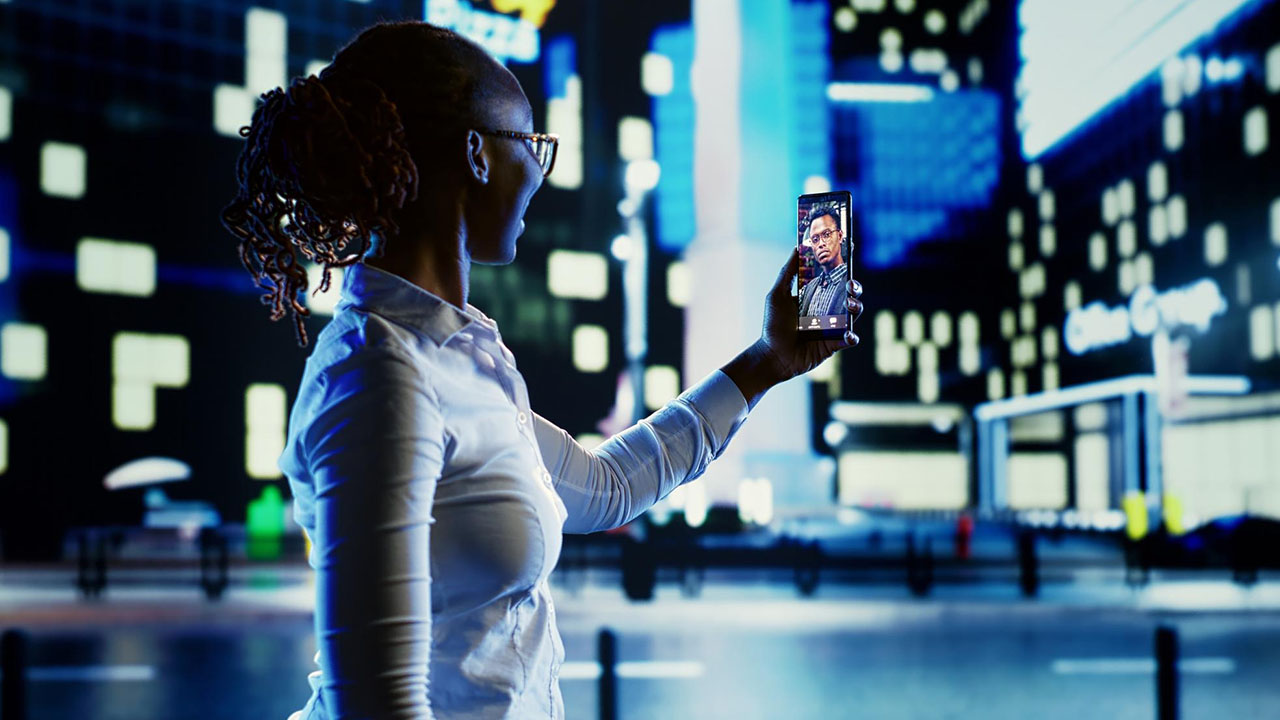 2-4-3_Cybersecurity-and-Compliance_16-9_02